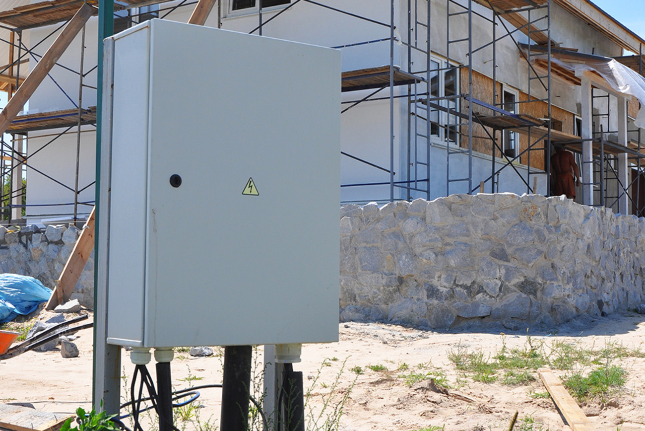 Baustrom bei LES Lochmann Elektro Service in Holzweißig