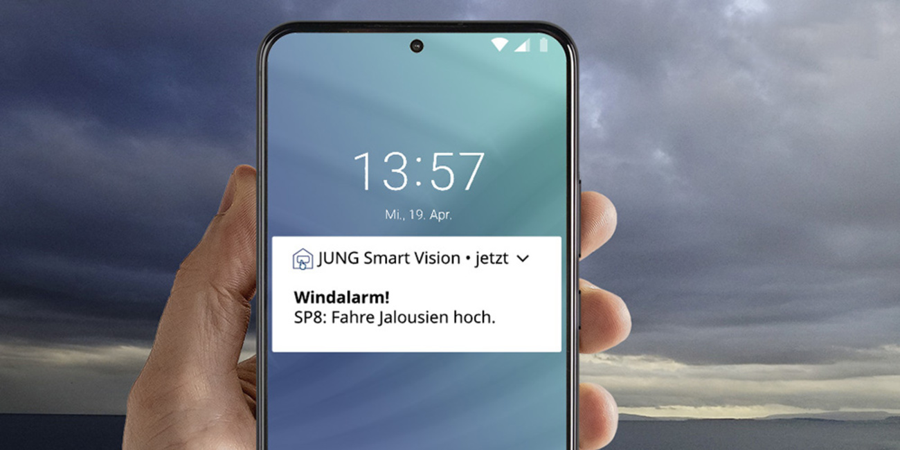 JUNG Smart Panel 8 bei LES Lochmann Elektro Service in Holzweißig