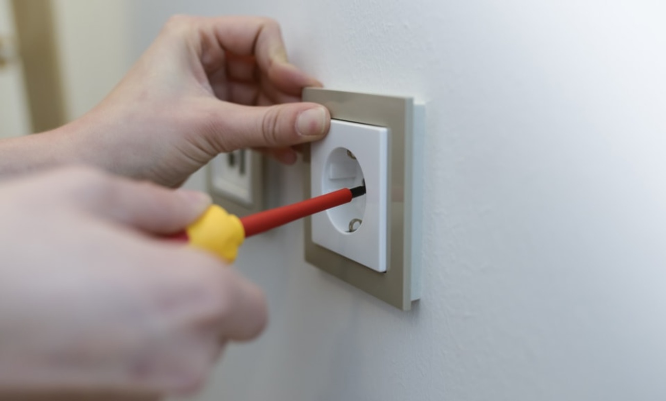 Elektro­installation bei LES Lochmann Elektro Service in Holzweißig